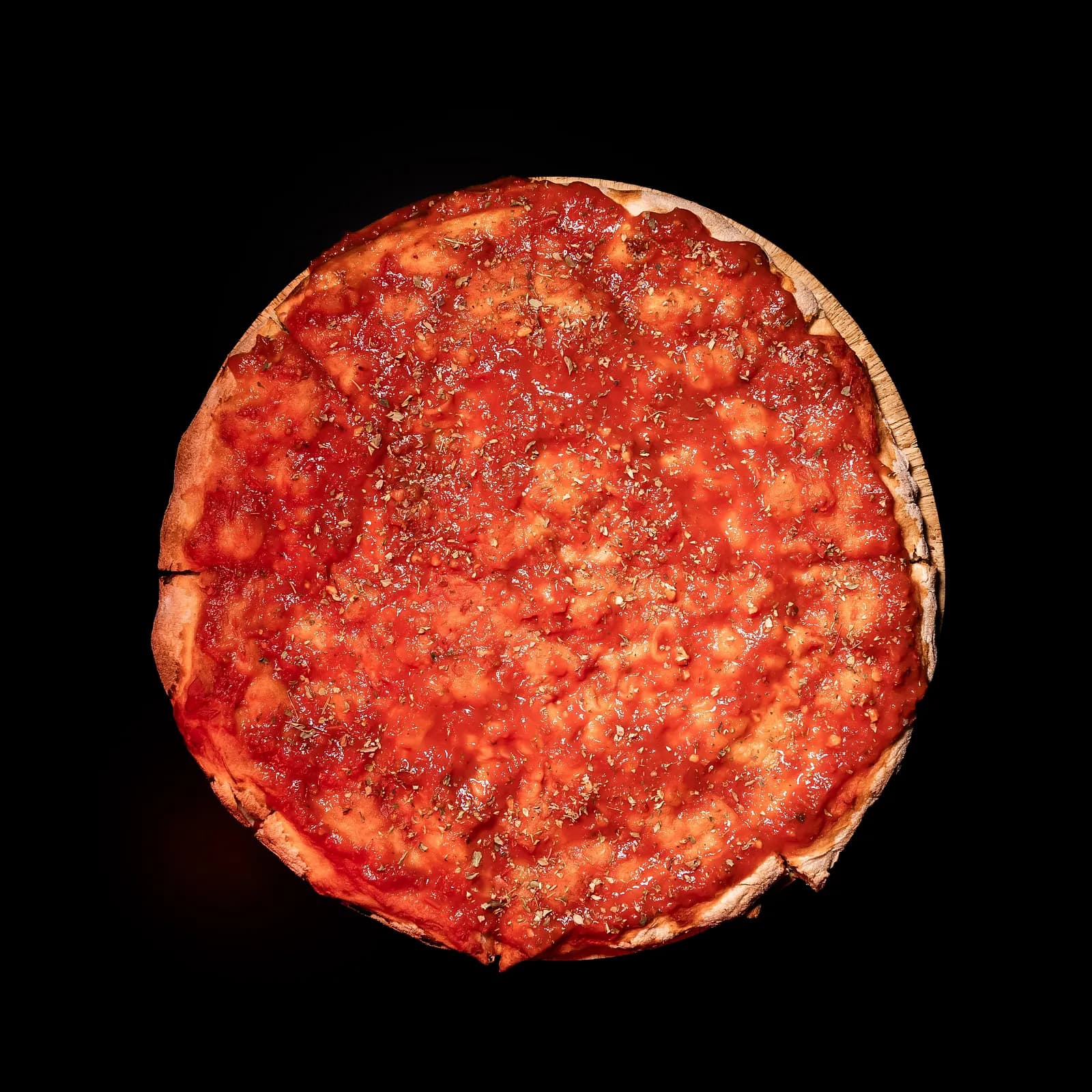 Salsa de tomate, orégano.